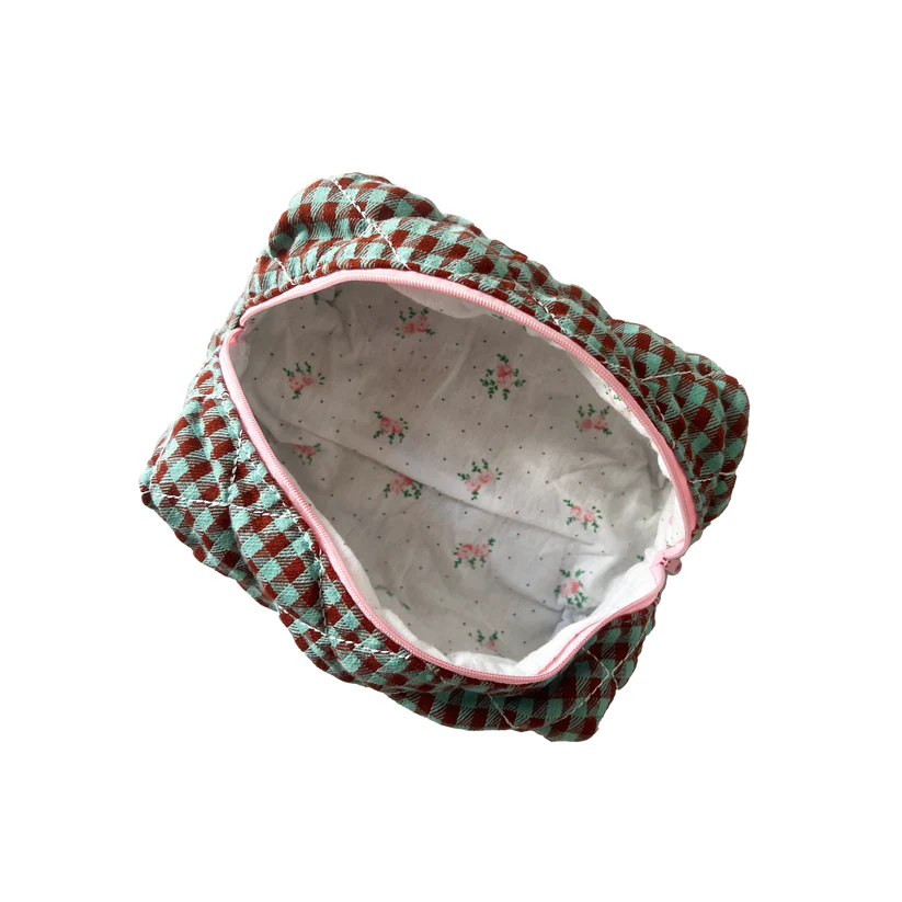 Grace Bag in Boysenberry Pie